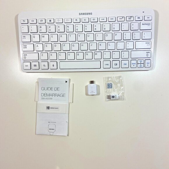 Samsung Galaxy Tab 2 10.1 Bluetooth Keyboard BKB-10 - Picture 6 of 8